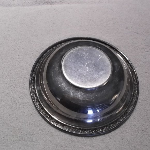 Gorham Silver Platter Very Shiny (Partially Used) - Picture 2 of 2